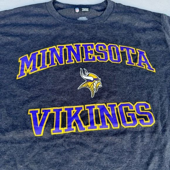 NFL NEW MINNESOTA VIKINGS NFL TEAM APPAREL T-SHIRT SZ MEDIUM M Size US M / EU 48-50 / 2 - 2 Thumbnail