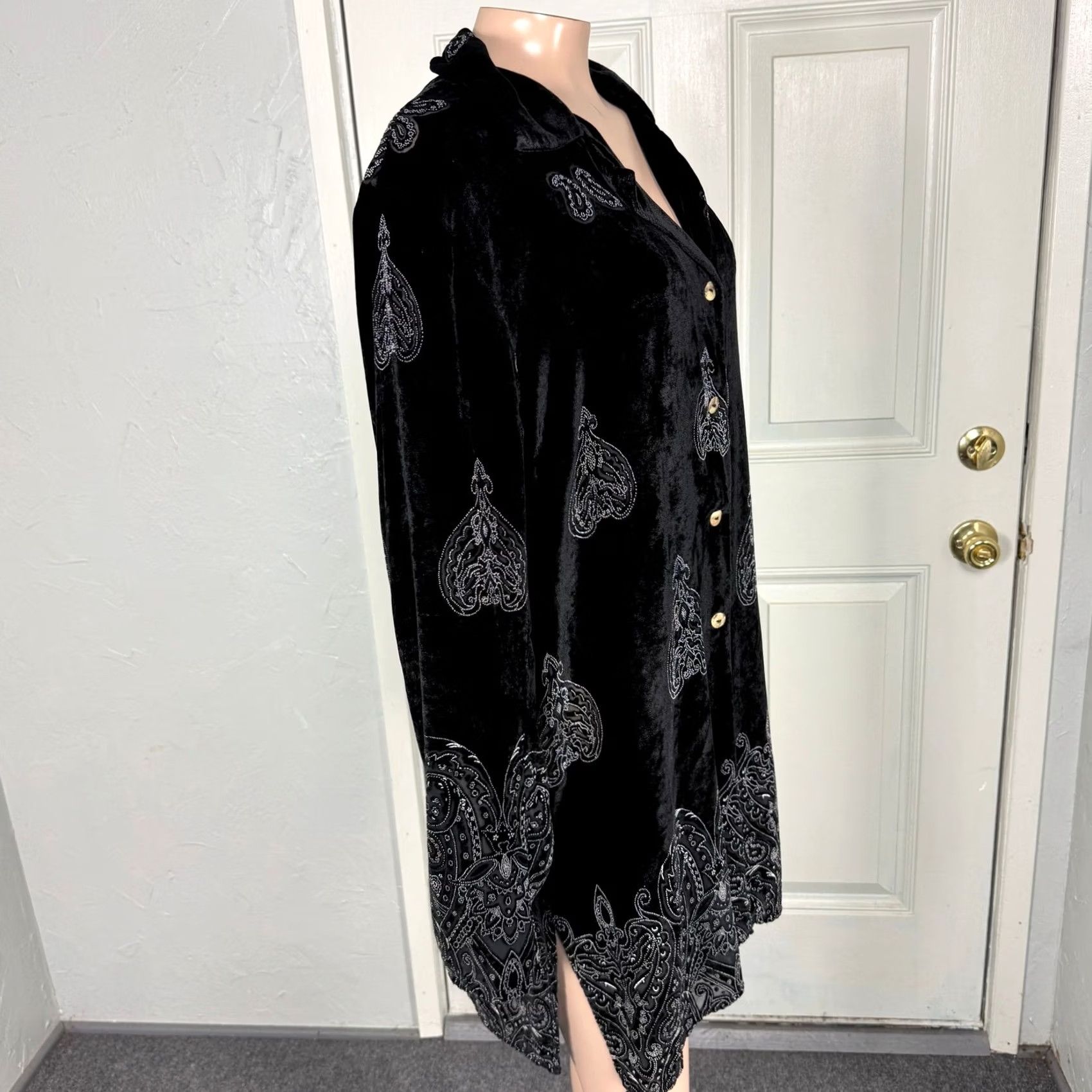 Velour CITRON Santa Monica Blouse L Rayon Silk Button Paisley Velour Black Womens Size L / US 10 / IT 46 - 5 Thumbnail