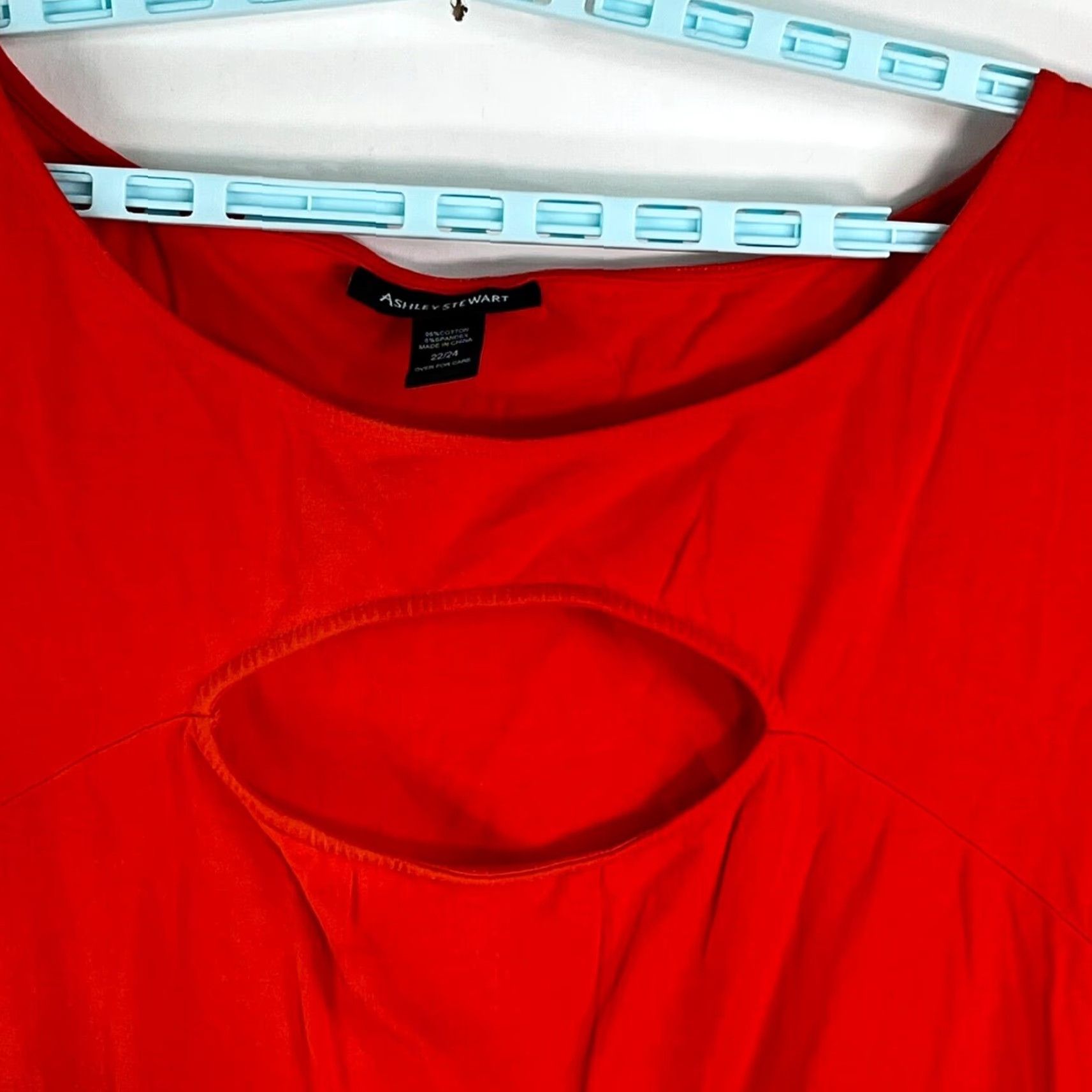 Vintage VINTAGE Ashley Stewart Womens Red Short Sleeve Blouse Top SZ 22/24 Key Hole Pleated Peek A Boo 25 in Chest 48 in Size 3XL / US 20-22 - 2 Thumbnail