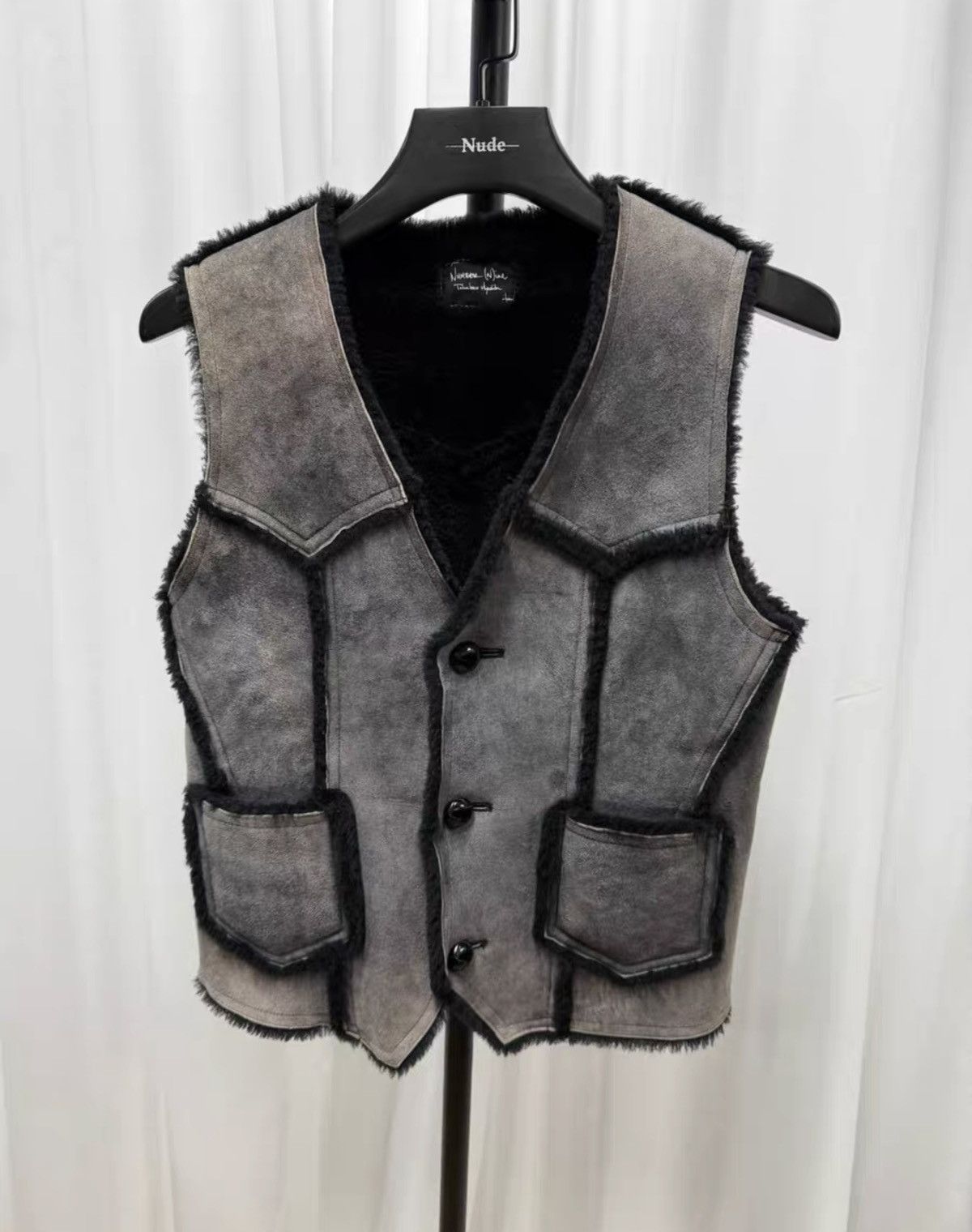 Number (N)ine Number (N)ine Fall/Winter 2009 Lamb Shearling Vest Size US S / EU 44-46 / 1 - 1 Thumbnail