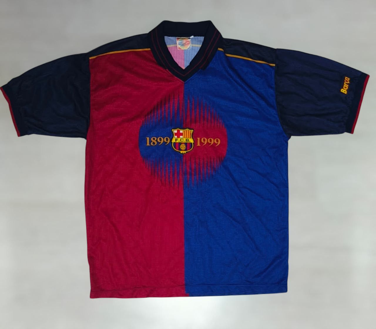 Other Barcelona Jearsey Figo Size US L / EU 52-54 / 3 - 1 Thumbnail