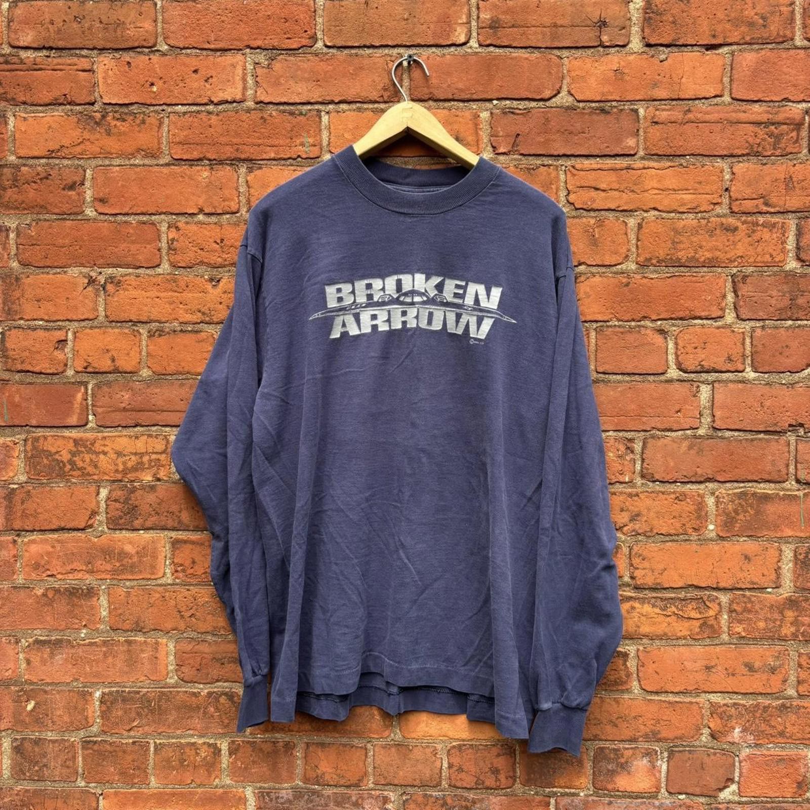 Fruit Of The Loom vintage broken arrow go ballistic long sleeve t shirt 1995 Size US XL / EU 56 / 4 - 1 Thumbnail