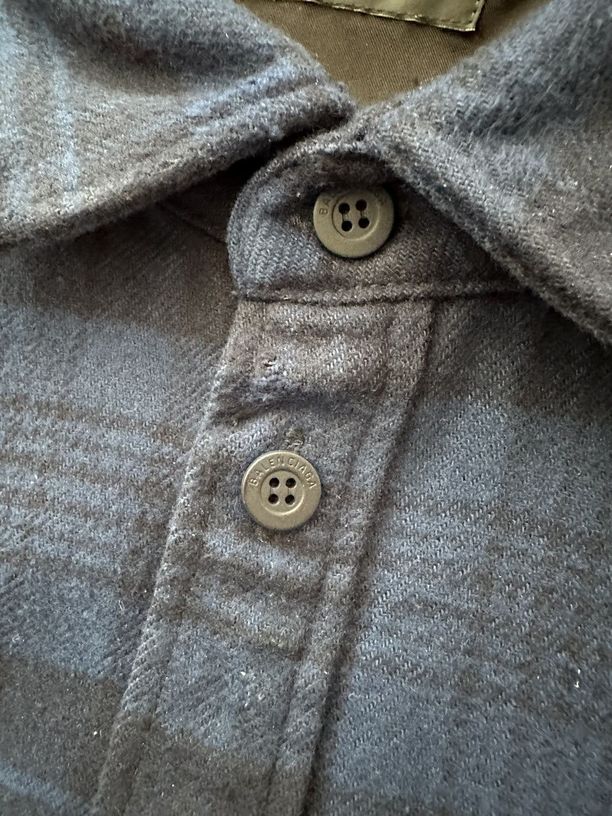 Balenciaga balenciaga fw22 buffalo flannel Size US M / EU 48-50 / 2 - 5 Thumbnail