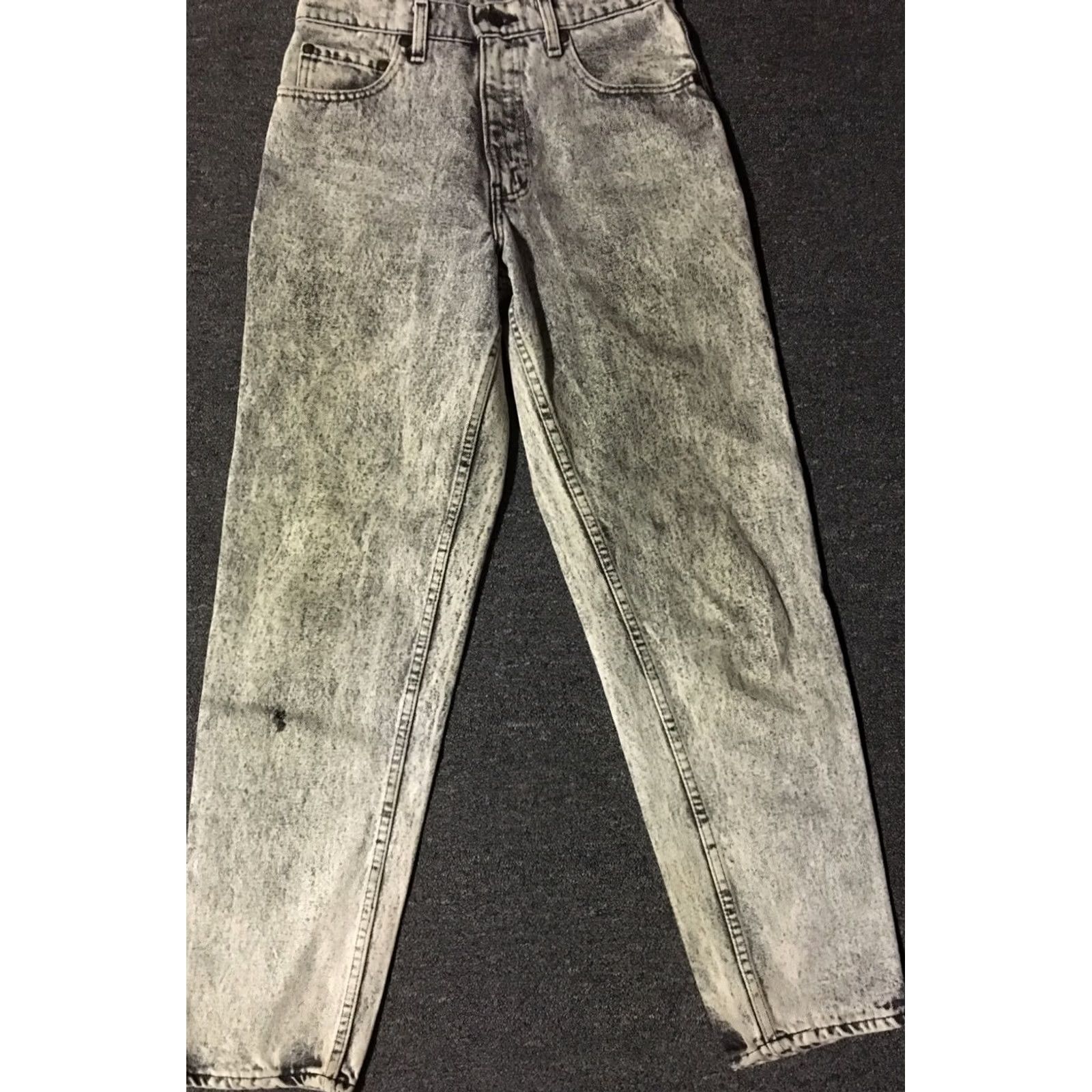 Levi's VINTAGE Levi's Jeans 550 Acid Wash Gray 28/31 USA 80s 90s Grunge Punk Trucker Rock Retro Mens Jeans Size US 28 / EU 44 - 2 Thumbnail