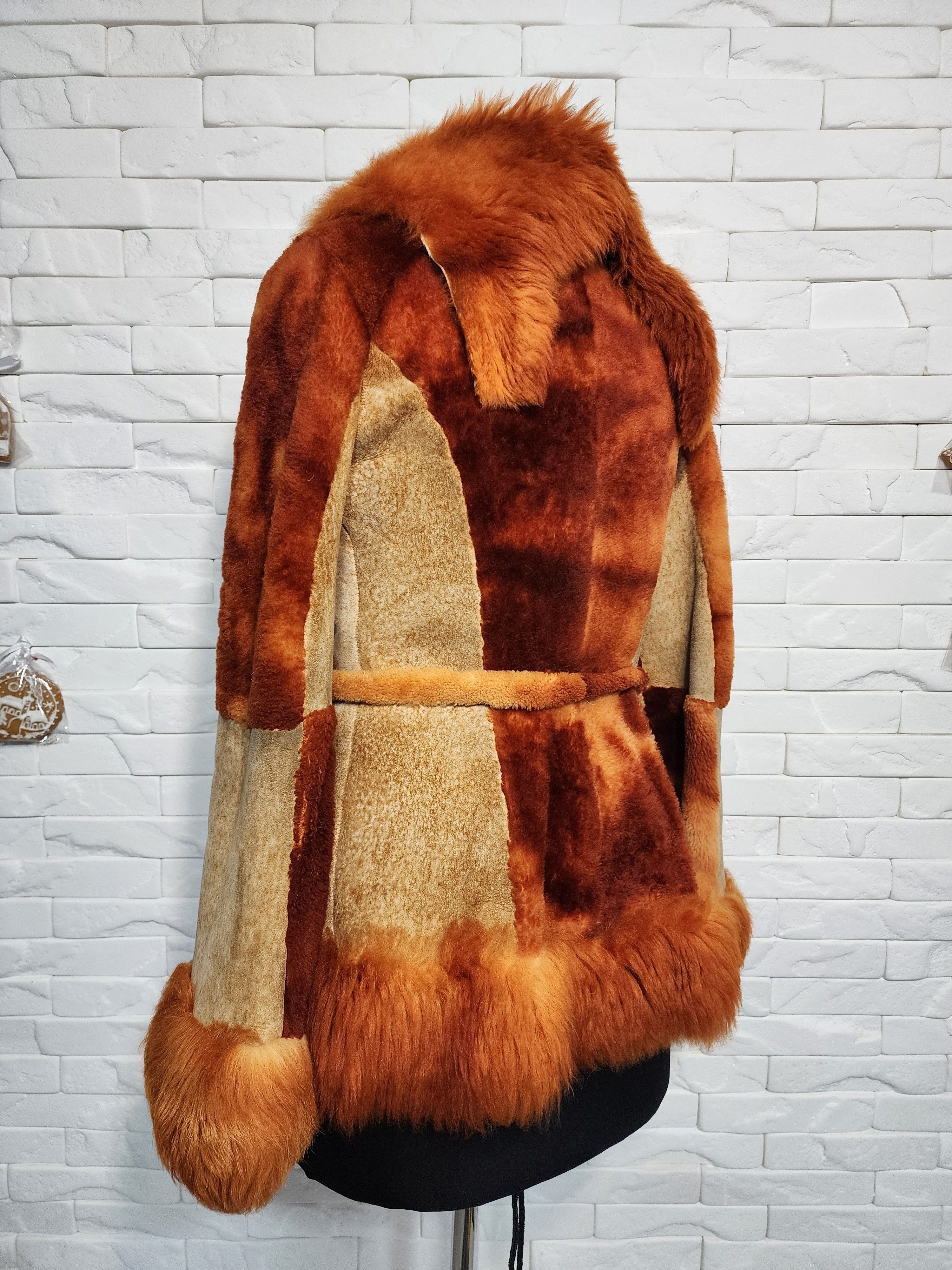 Furla Brown Sheepskin Coat: Double-Sided Goat Fur Coat. Size M / US 6-8 / IT 42-44 - 6 Thumbnail