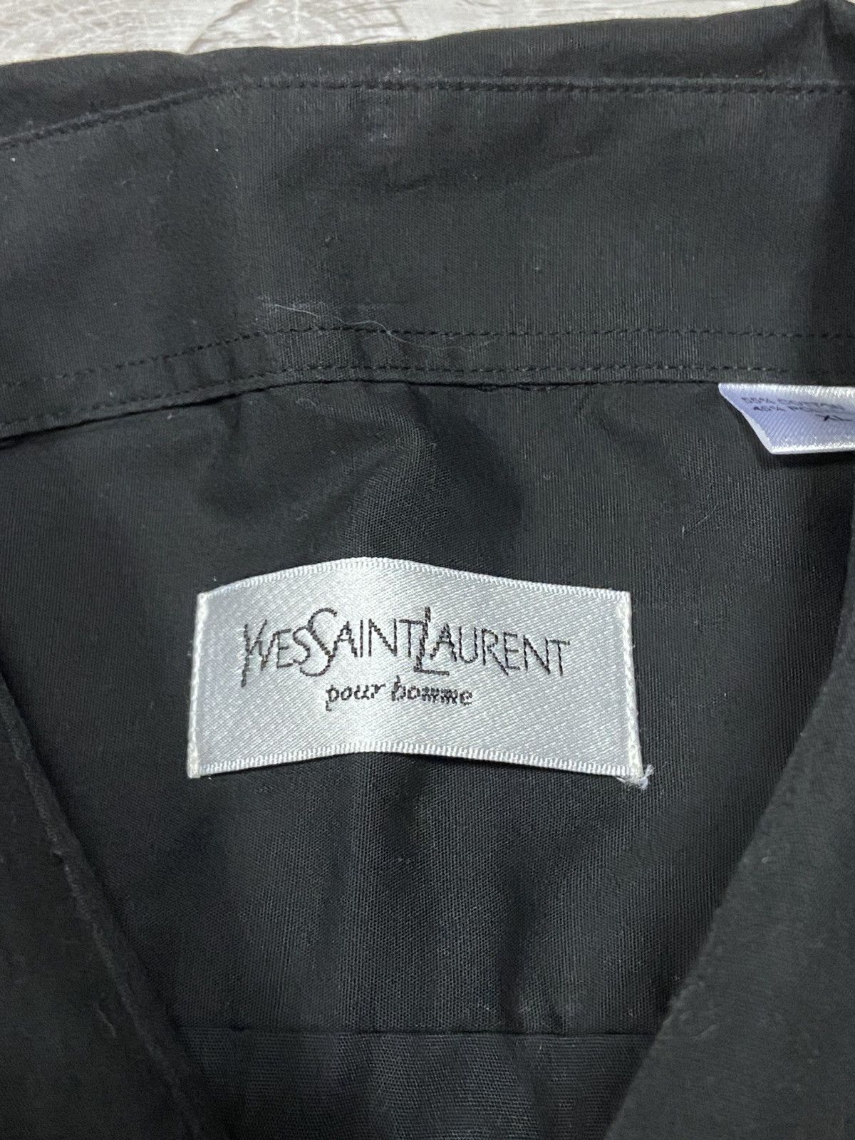 Yves Saint Laurent Yves Saint Laurent buttons shirt Size US M / EU 48-50 / 2 - 6 Thumbnail