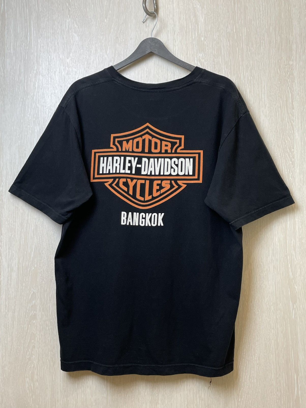 Vintage Harley Davidson Bangkok logo Black USA t-shirt Size US XL / EU 56 / 4 - 1 Thumbnail