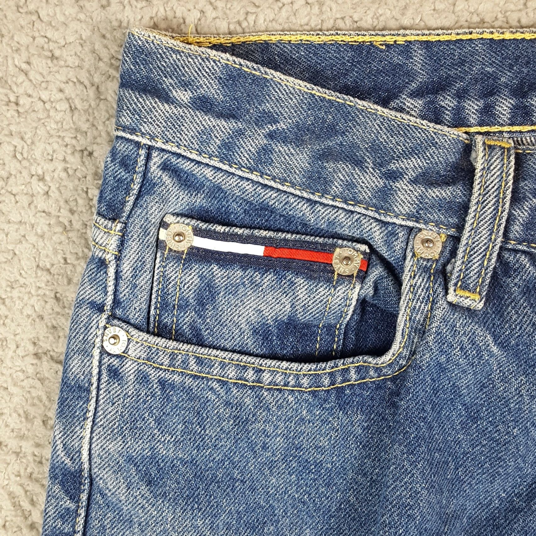 Tommy Hilfiger VINTAGE Tommy Hilfiger Women's Jeans Size 2 Y2K 2000s Denim Blue Retro Casual Straight Pants Size 26" / US 2 / IT 38 - 4 Thumbnail