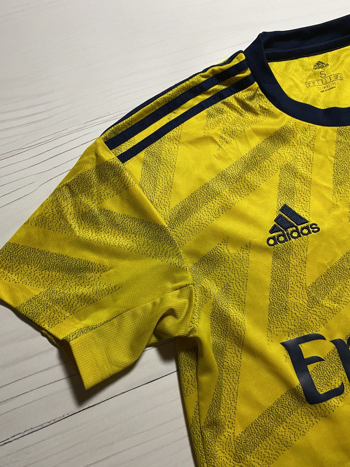 Adidas Adidas Arsenal 2019/20 away soccer football worn jersey Size US S / EU 44-46 / 1 - 11 Thumbnail