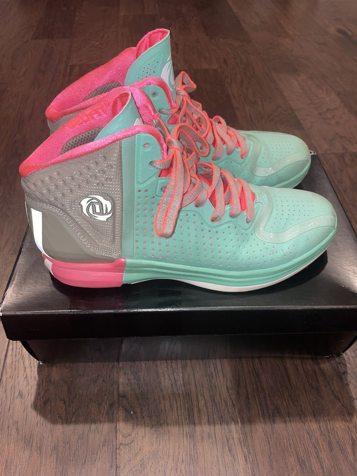 Adidas × NBA D Rose 4 “Boardwalk” Size US 10.5 / EU 43-44 - 3 Thumbnail