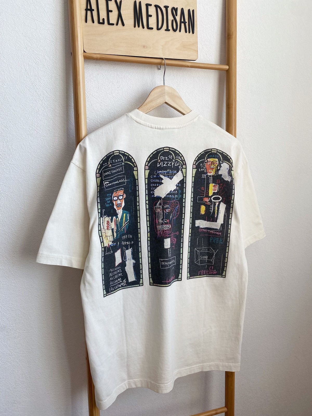 H&M × Jean-Michel Basquiat × Who Decides War WHO DECIDES WAR x BASQUIAT x H&M RELAXED FIT COTTON T-SHIRT Size US S / EU 44-46 / 1 - 3 Thumbnail