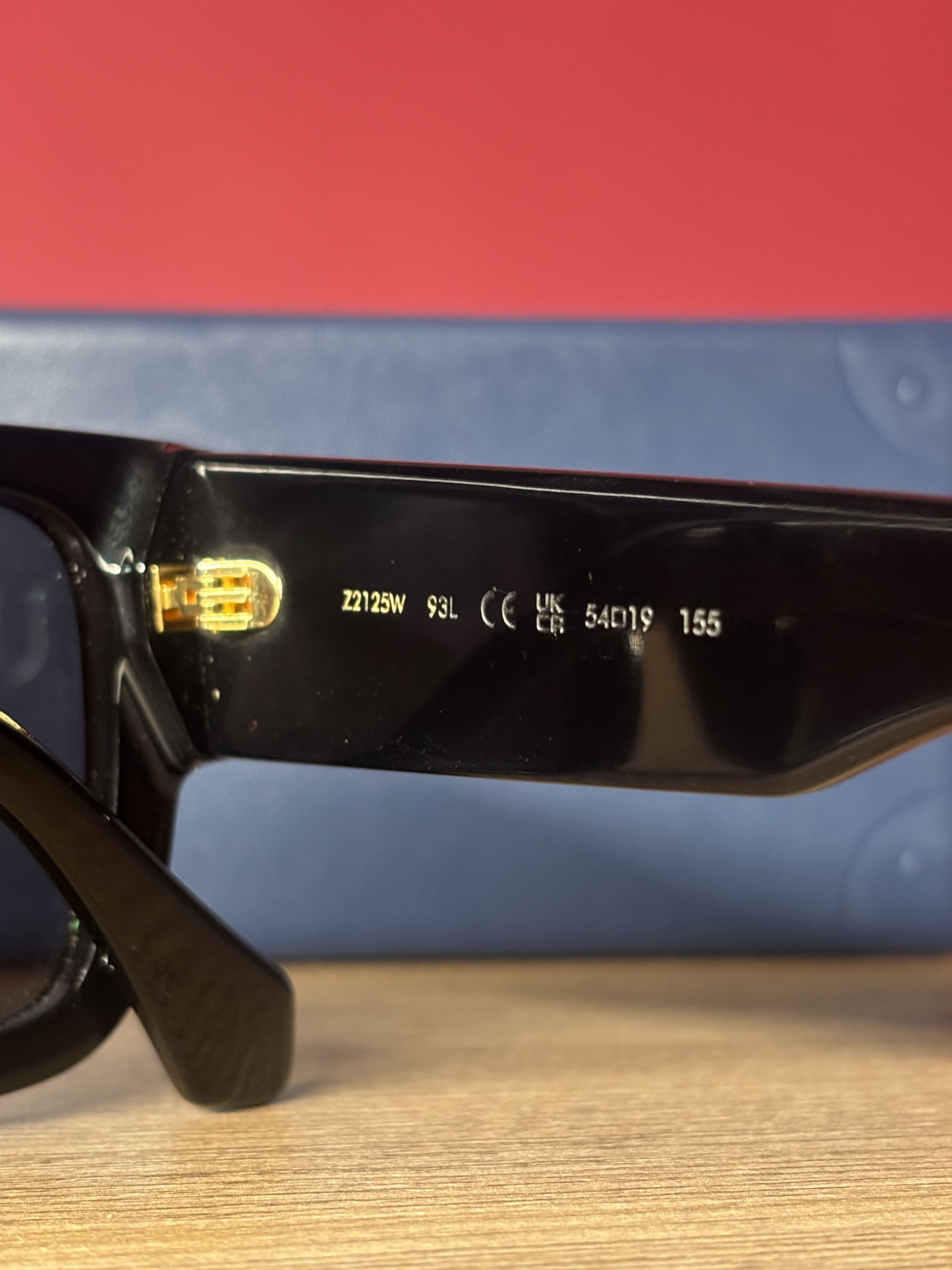 Louis Vuitton Louis Vuitton Z2125W Sunglasses Black Gold Size ONE SIZE - 4 Thumbnail