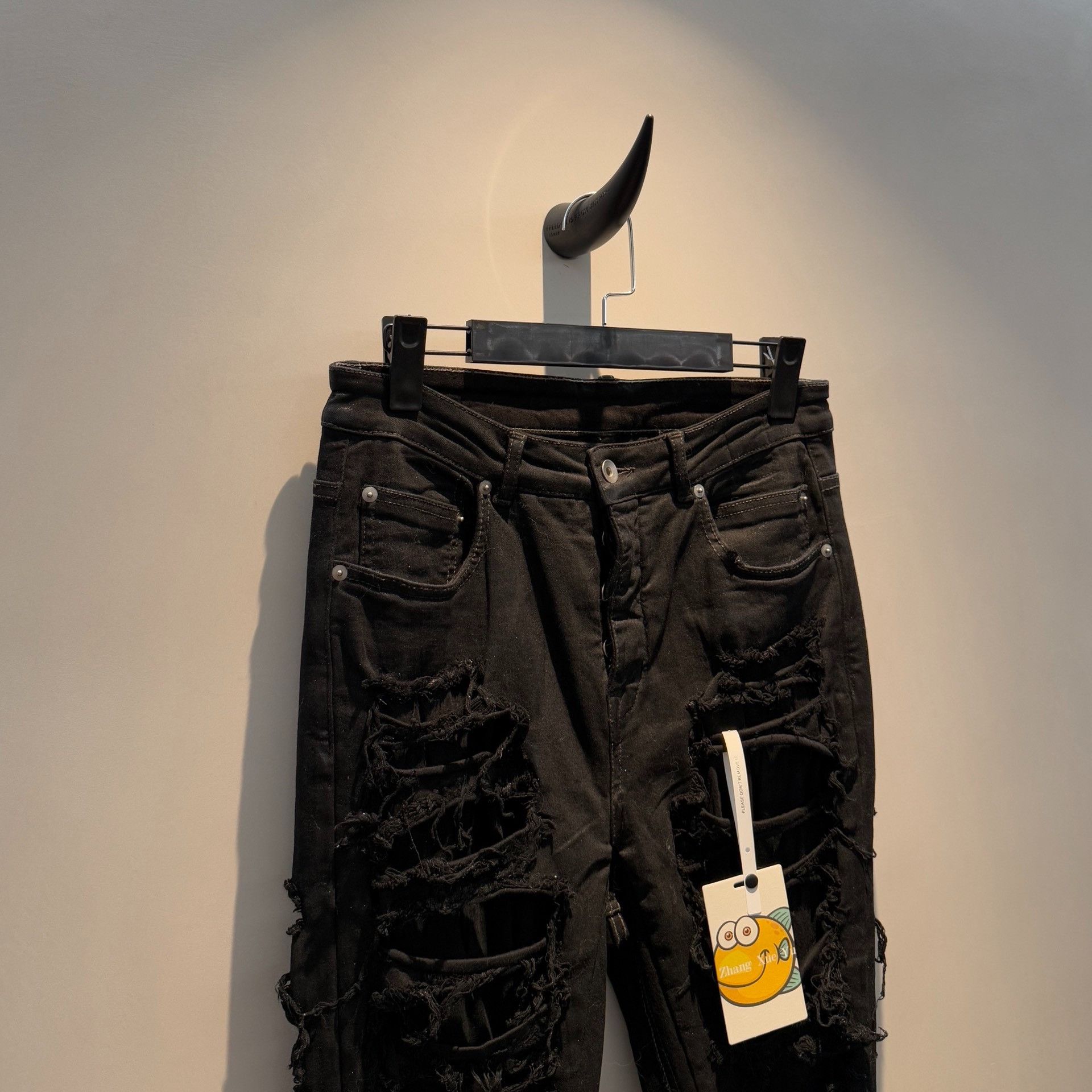 Rick Owens rick owens Ripped trousers with erosive wax finish pants 25 Size US 29 - 2 Thumbnail