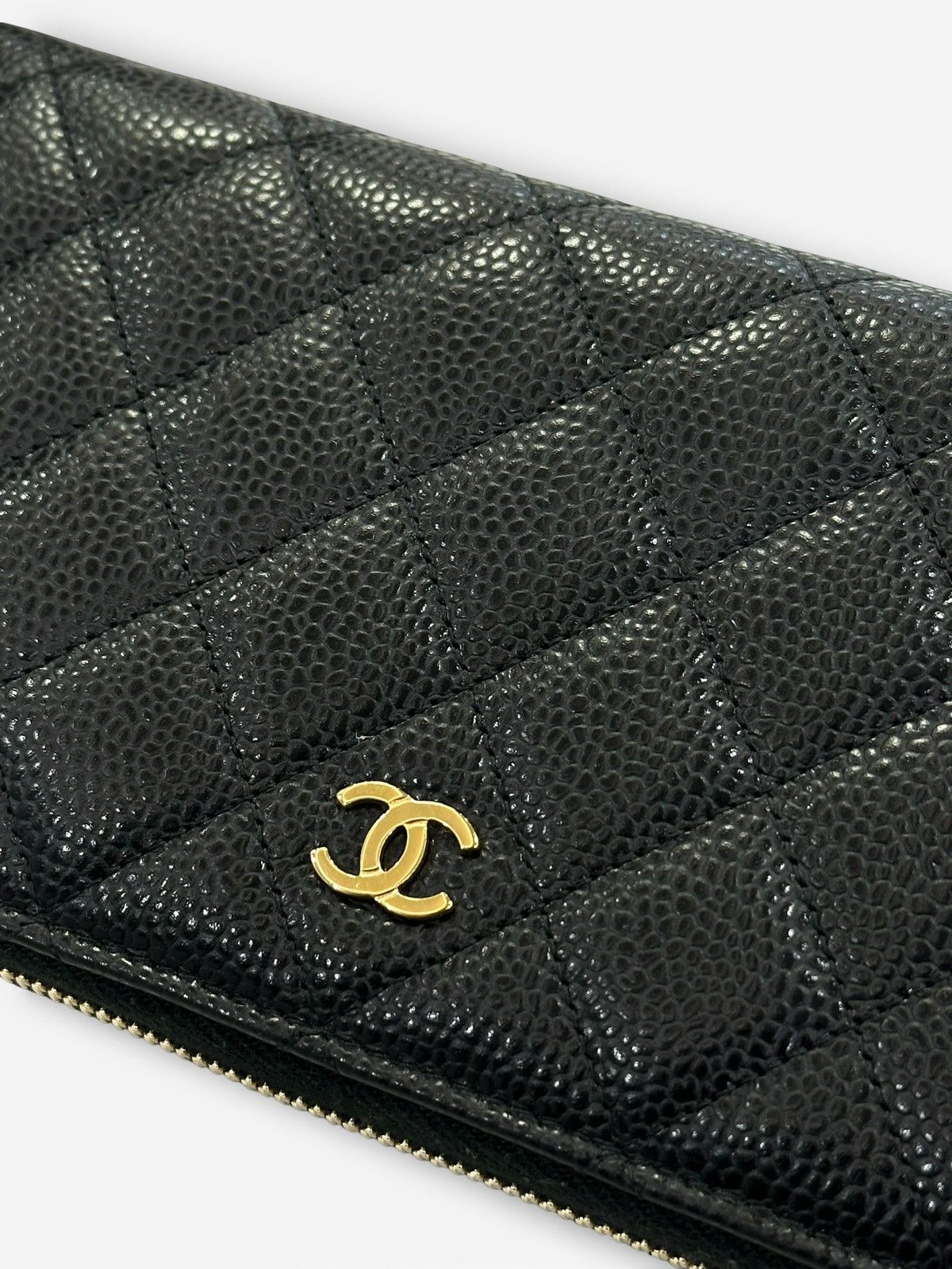 Chanel CHANEL Matelasse Long Wallet Caviar Leather Black Gold Size ONE SIZE - 3 Thumbnail