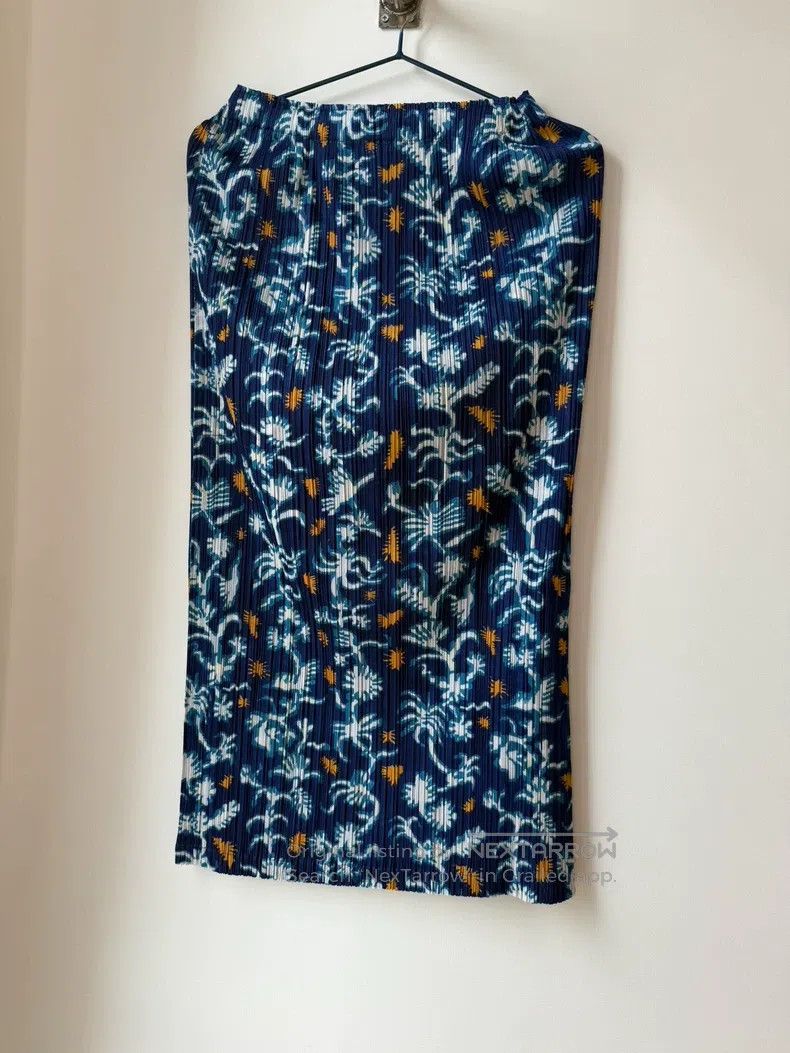 Issey Miyake Issey Miyake size:3 Blue Floral Midi Skirt Size 31" - 4 Thumbnail