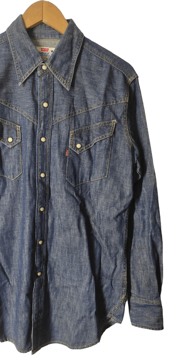 Levi's VINTAGE LEVIS 90S CHAMBRAY DENIM MADE IN HONG KONG Size US M / EU 48-50 / 2 - 5 Thumbnail