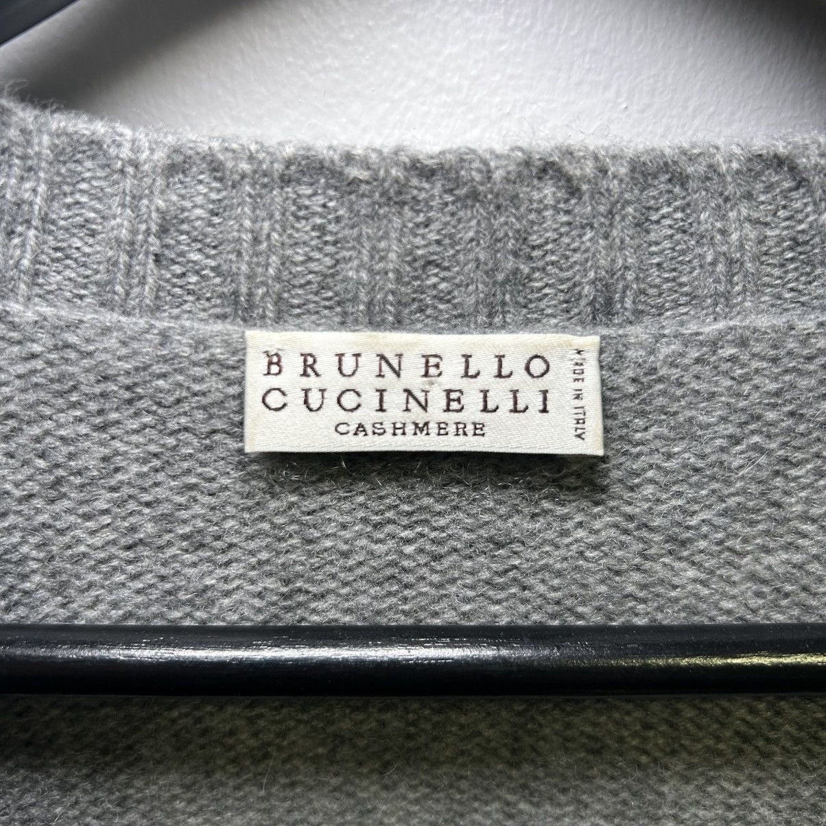 Brunello Cucinelli Brunello Cucinelli Grey V-Neck Button Cardigan Size US S / EU 44-46 / 1 - 4 Thumbnail