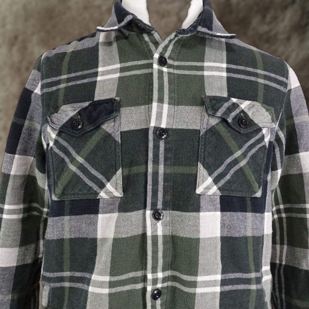 Barbour Barbour Shirt Mens L Green Plaid Flannel Long Sleeve Button Up Pockets Size US L / EU 52-54 / 3 - 1 Thumbnail