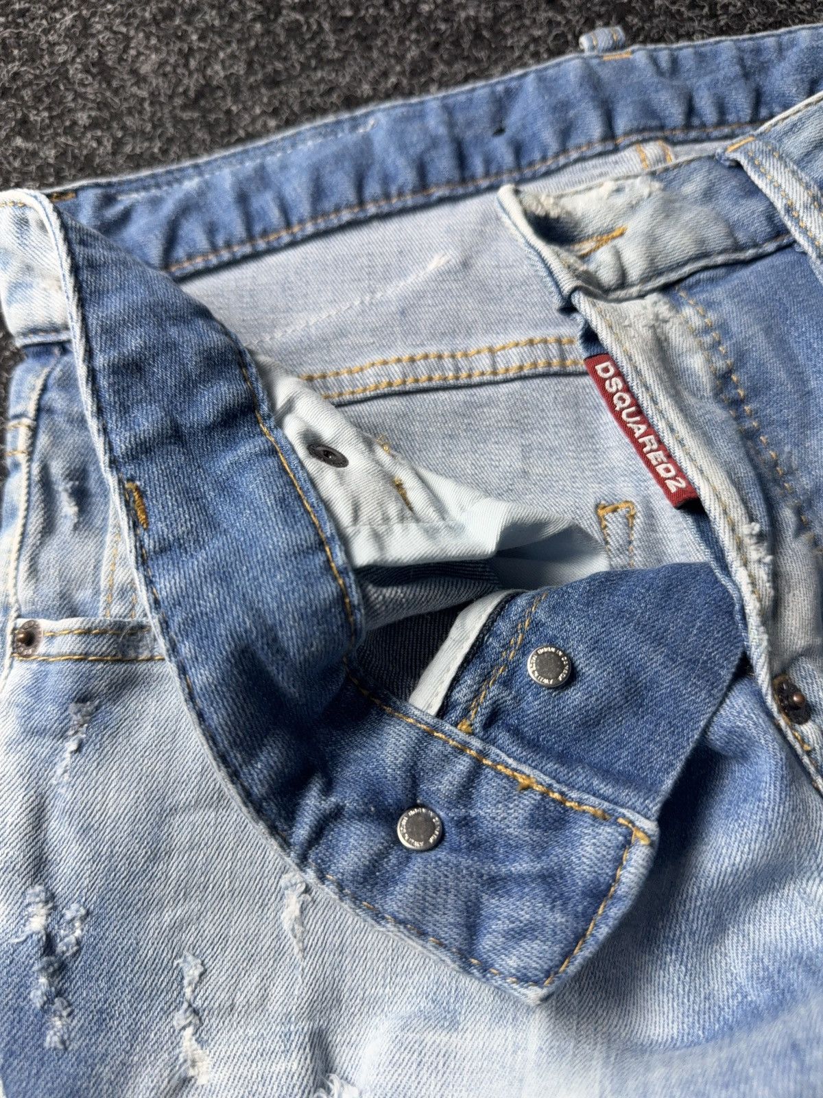 Dsquared2 Dsquared2 1964 Distressed Light Wash Jeans Size 30 Size US 30 / EU 46 - 9 Thumbnail