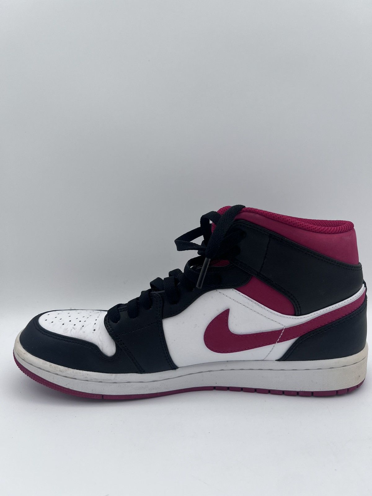 Nike Nike Mens Air Jordan 1 Mid 554724-122 White Basketball 9.5 Size US 9.5 / EU 42-43 - 6 Thumbnail