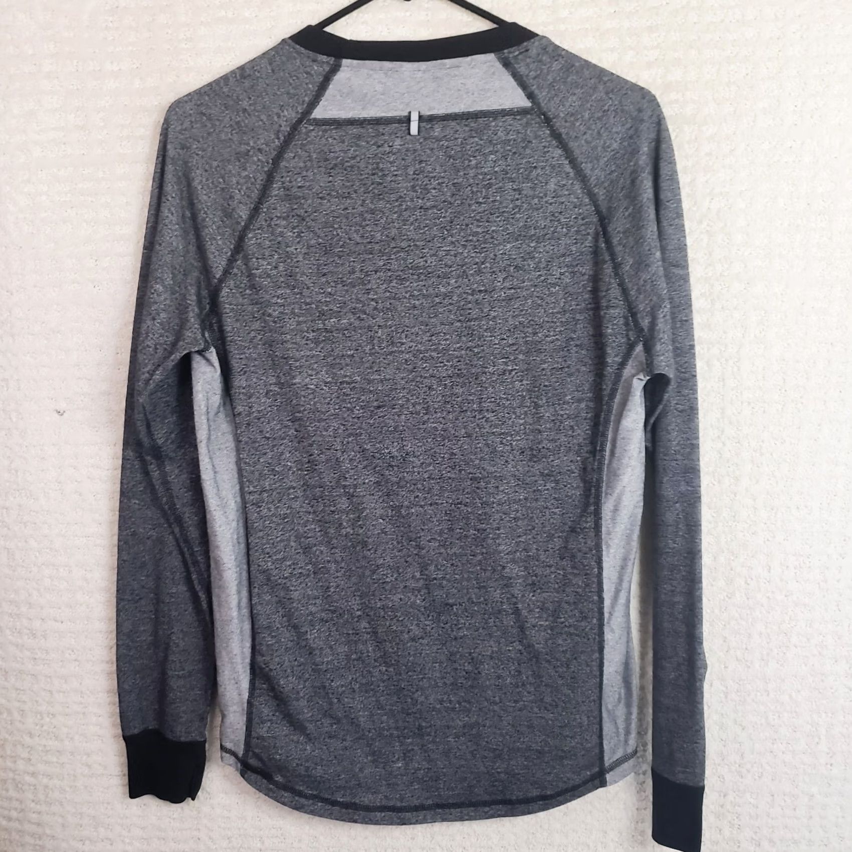 Oakley Oakley Men's S Gray Long Sleeve T-shirt Crewneck Two Tone Colorblock Pullover Size US S / EU 44-46 / 1 - 6 Thumbnail