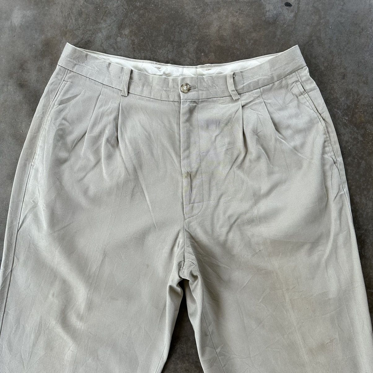 Japanese Brand × Vintage Vintage Rocky Rabbit Distressed Beige Casual Trousers Pant Size US 33 - 2 Thumbnail