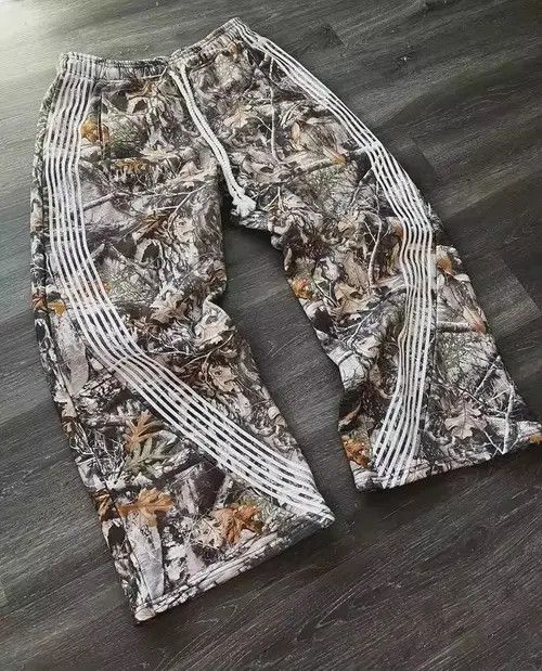 Japanese Brand Y2K Camouflage Elastic Waist Embroidered Striped Sweatpant Size US 33 - 4 Thumbnail