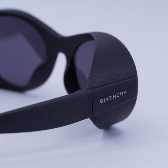 Givenchy 🕶️ New Givenchy GV40065I 02A Sunglasses - Matte Black Frame Size ONE SIZE - 6 Thumbnail