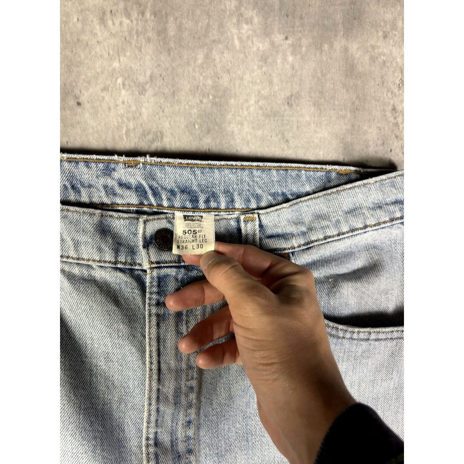 Levi's VINTAGE Levi's 505 Jeans Straight 32x27 Blue Denim Cotton Men USA 90s 80s Reg Size US 32 / EU 48 - 7 Thumbnail
