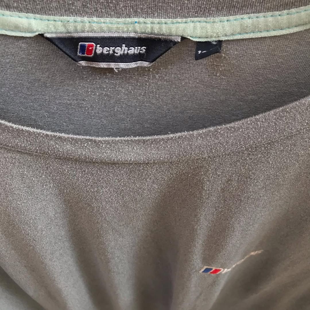 Berghaus × The Mountain Berghaus sweater Jumper Baselayer jersey Smooth Material Size US L / EU 52-54 / 3 - 5 Thumbnail