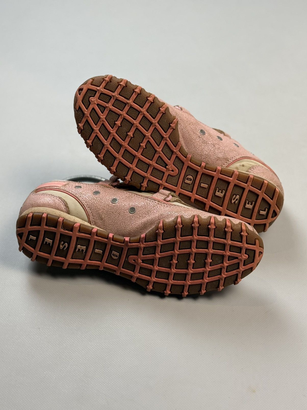 Diesel Vintage Y2K Leather Pink Straps Low Top Sneakers Ballets Size US 7 / IT 37 - 21 Thumbnail