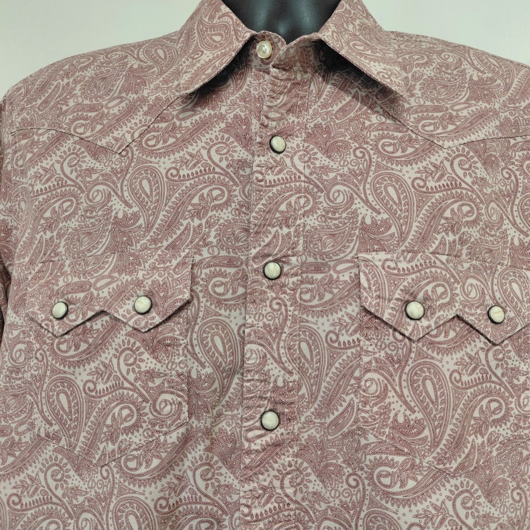 Denime Rock & Roll Denim Shirt Men's Size Large Burgundy Paisley Print Sawtooth Pockets Shirt Children? (no) Size US L / EU 52-54 / 3 - 5 Thumbnail