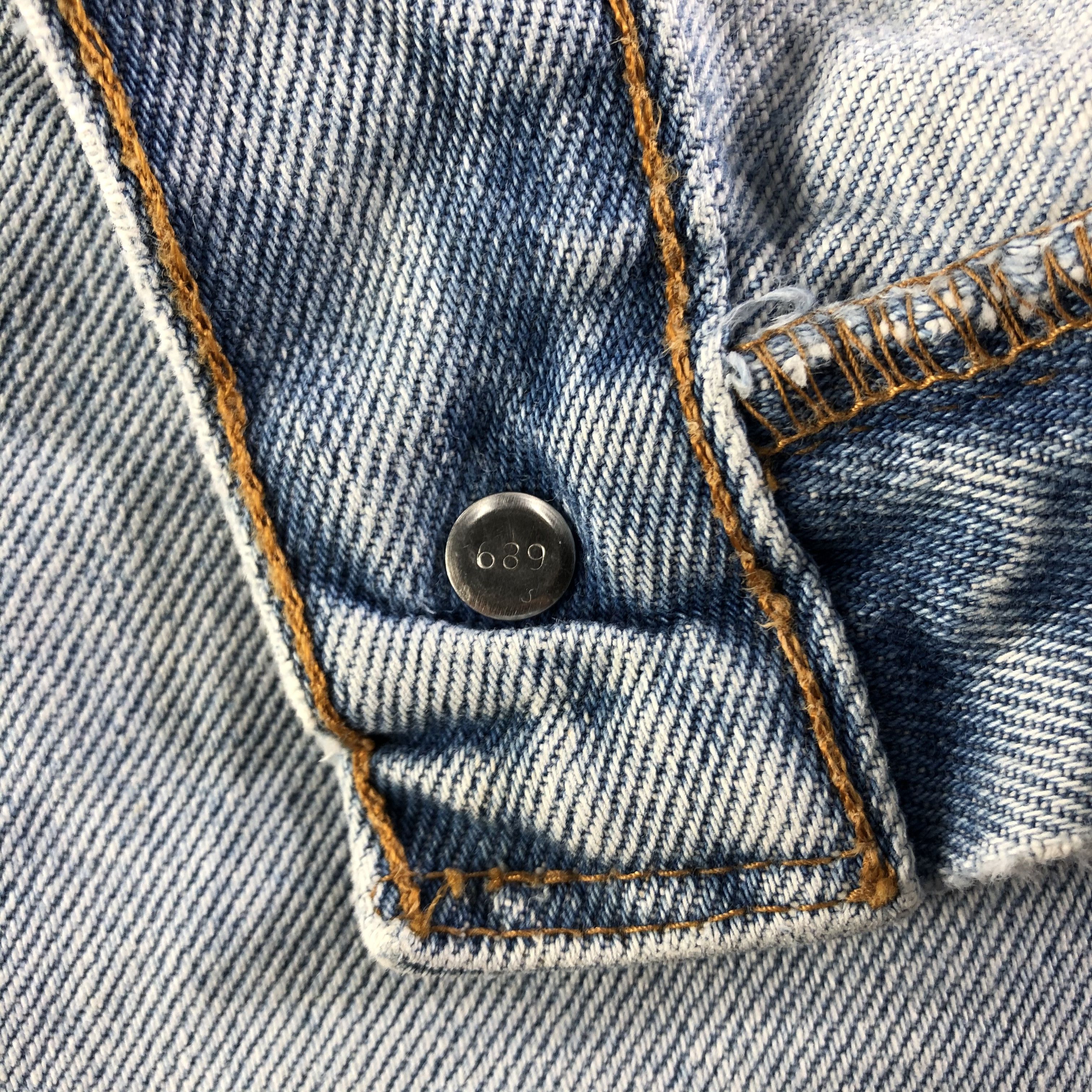 Levi's Vintage 90s Blue Wash Levis 550 Jeans-J3142 Size US 36 / EU 52 - 10 Thumbnail