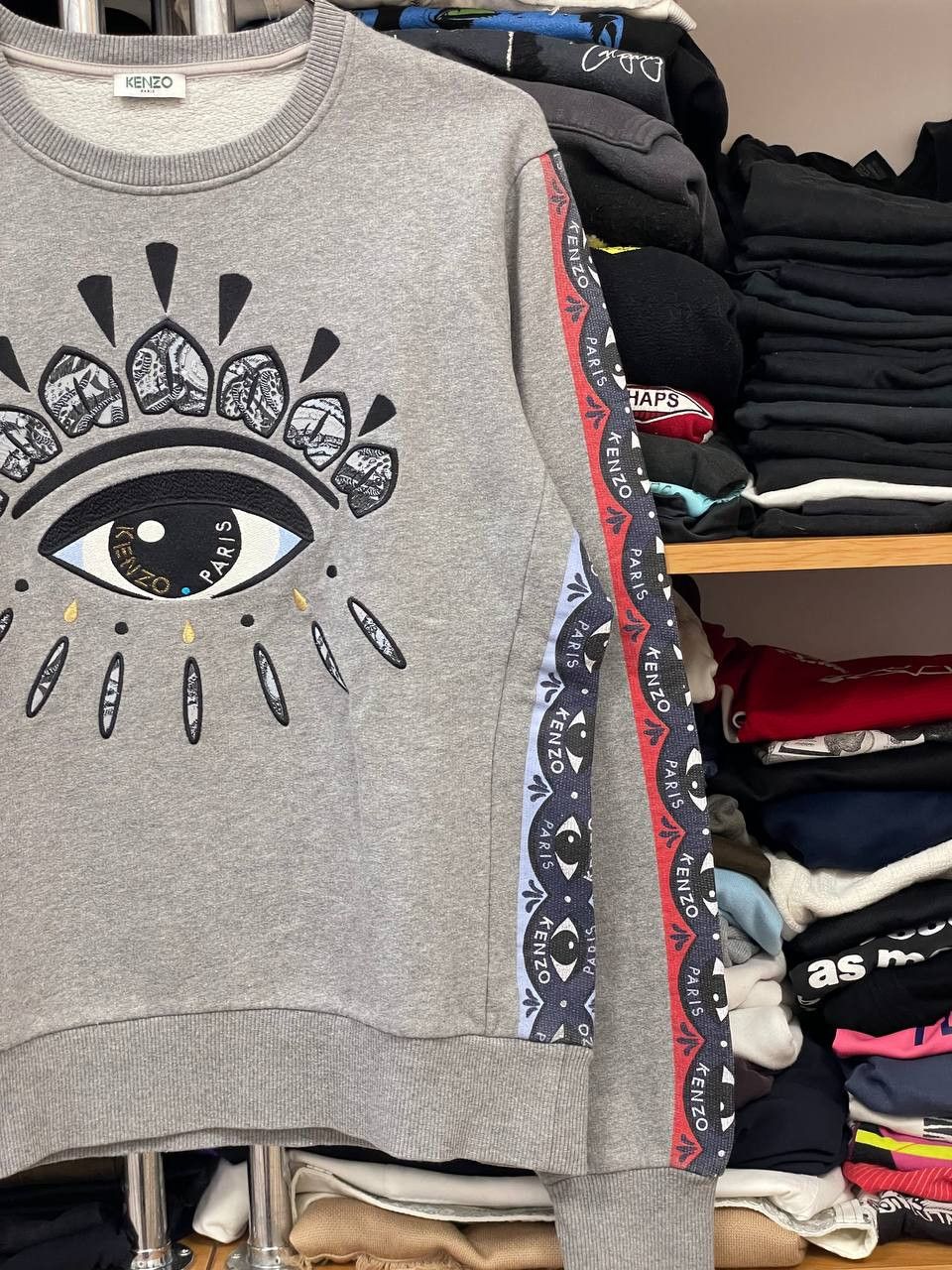 Kenzo Kenzo embroidered eye sweatshirt crewneck Size L / US 10 / IT 46 - 2 Thumbnail