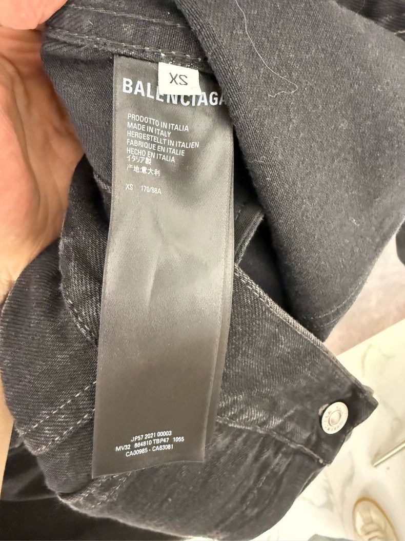 Balenciaga Balenciaga Game badge denim jacket Size US XS / EU 42 / 0 - 4 Thumbnail
