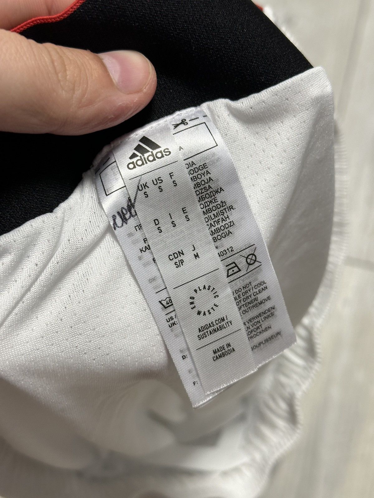 Adidas Manchester United Away Adidas Soccer Shorts Football Size US 30 / EU 46 - 4 Thumbnail