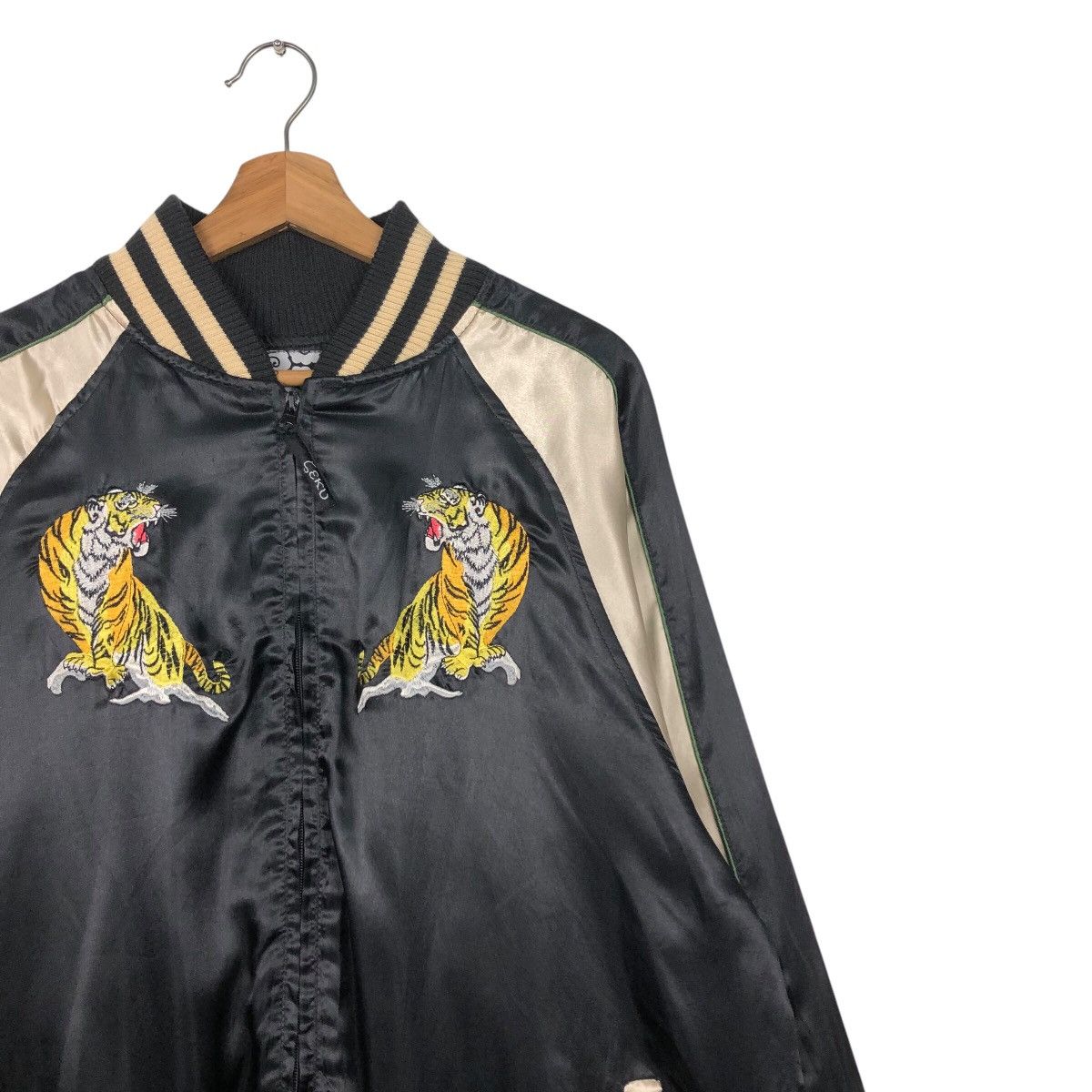 📌Vintage Sukajan Souvenir Jacket Embroidered Studio Hiro
