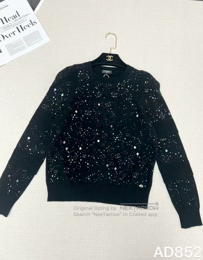 Chanel Full of stars cashmere sweater