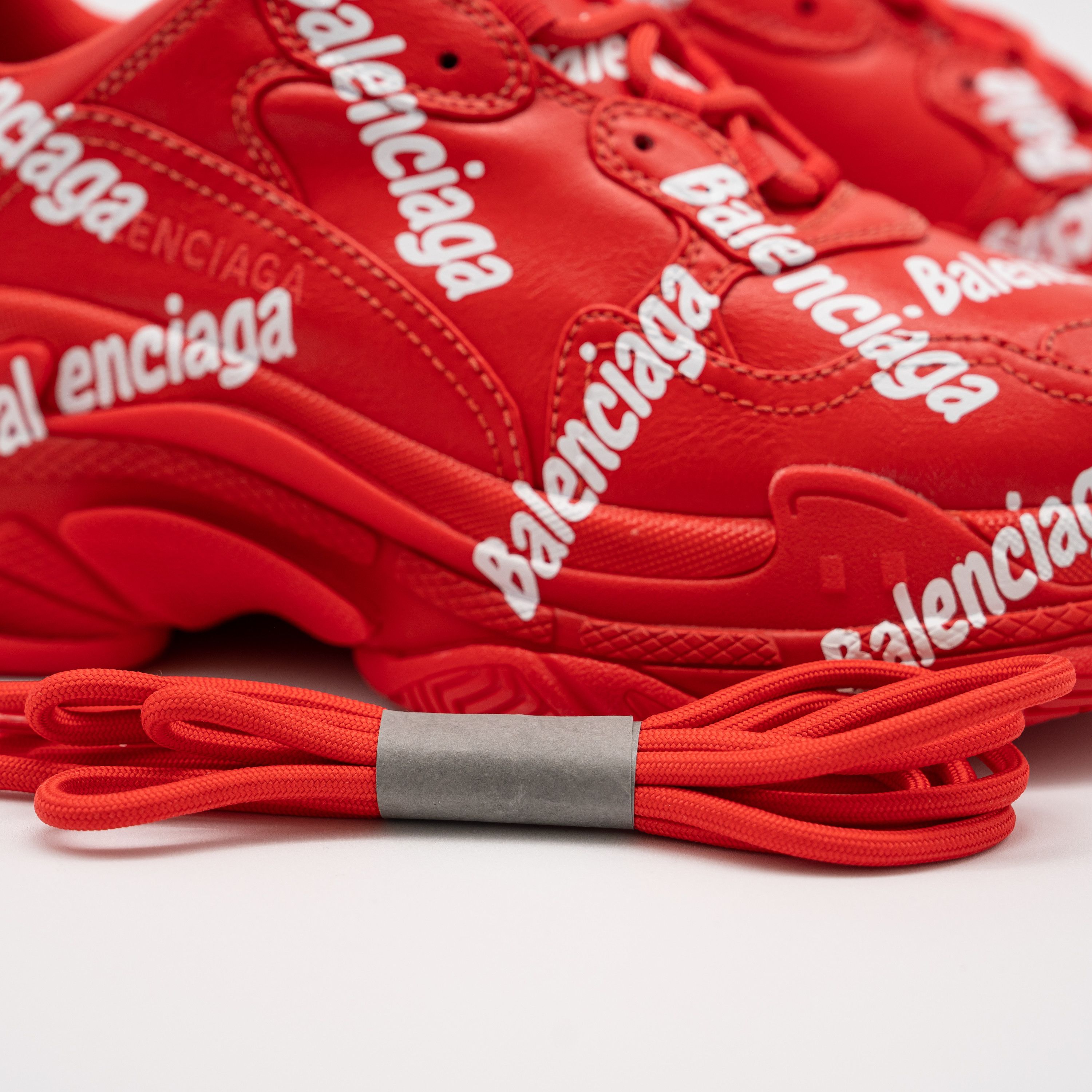 Balenciaga 41eu Balenciaga Triple S All Over Tomato Red White Print Size US 8 / EU 41 - 11 Thumbnail