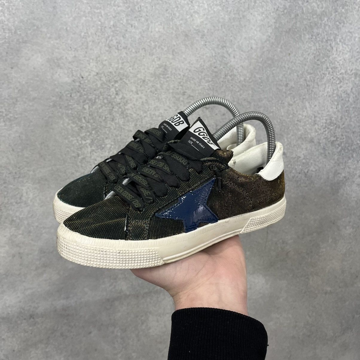 Golden Goose Golden goose shoes sneakers low top Size US 7 / IT 37 - 5 Thumbnail
