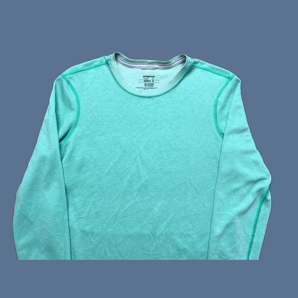 Patagonia Patagonia Capilene 3 Shirt Womens Medium Baselayer Long Sleeve Midweight Athletic Relaxed Crew Neck Blue Size M / US 6-8 / IT 42-44 - 1 Thumbnail