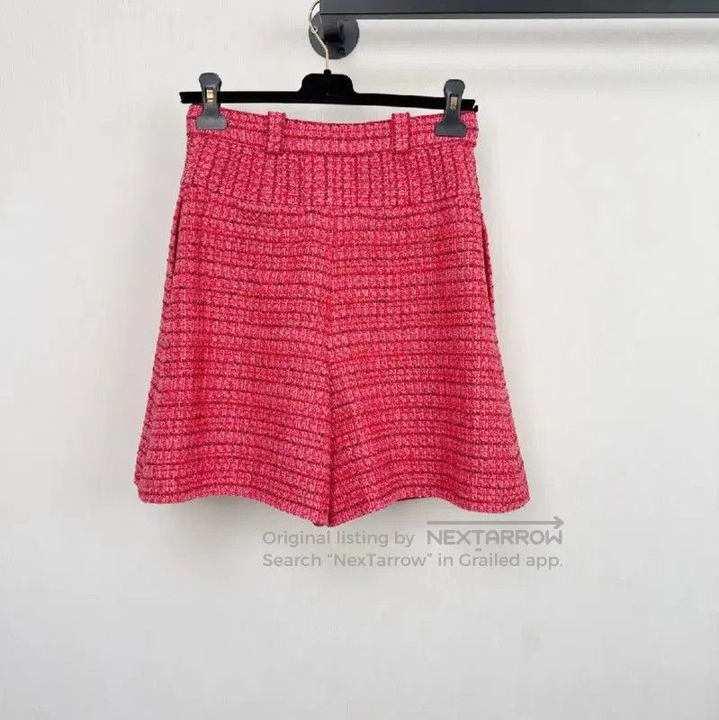 Chanel Chanel Red Women's Shorts . Size 23" - 2 Thumbnail