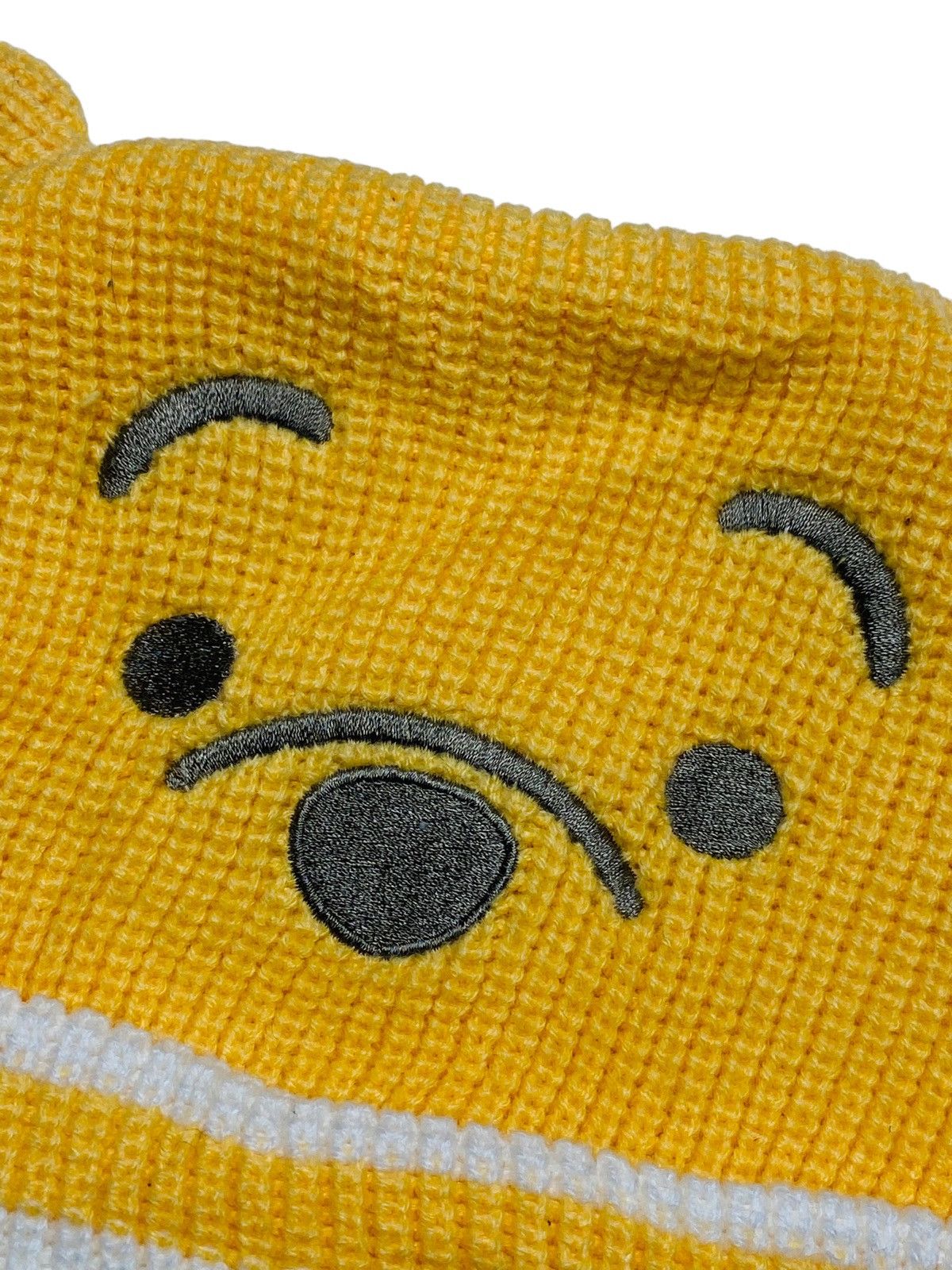 Angel Blue 2000s 3D Ear Beanie Winnie The Poh Size ONE SIZE - 2 Thumbnail