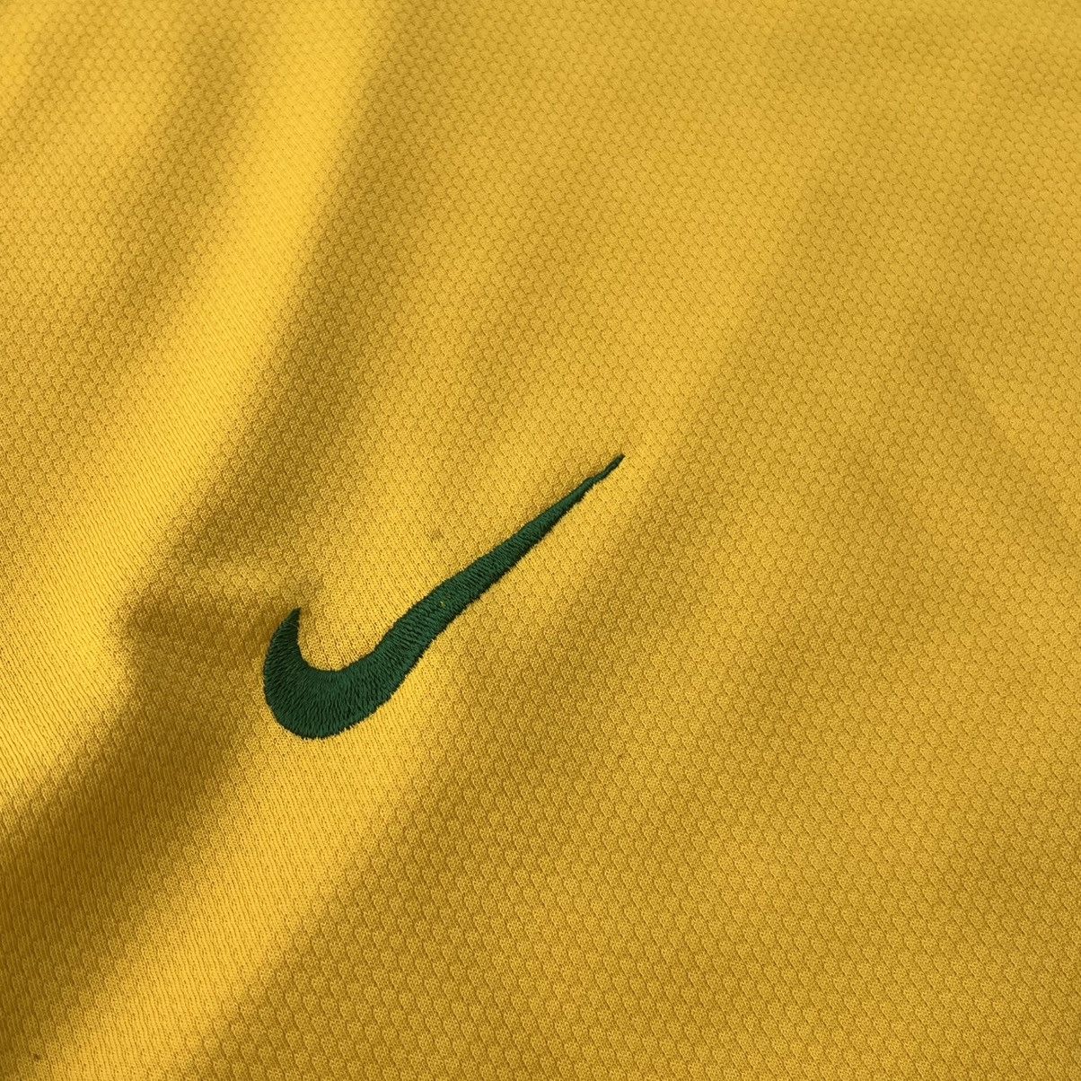 Nike Vintage Nike Brazil 2006 Football Jersey Ronaldo Era Shirt Size US XL / EU 56 / 4 - 8 Thumbnail