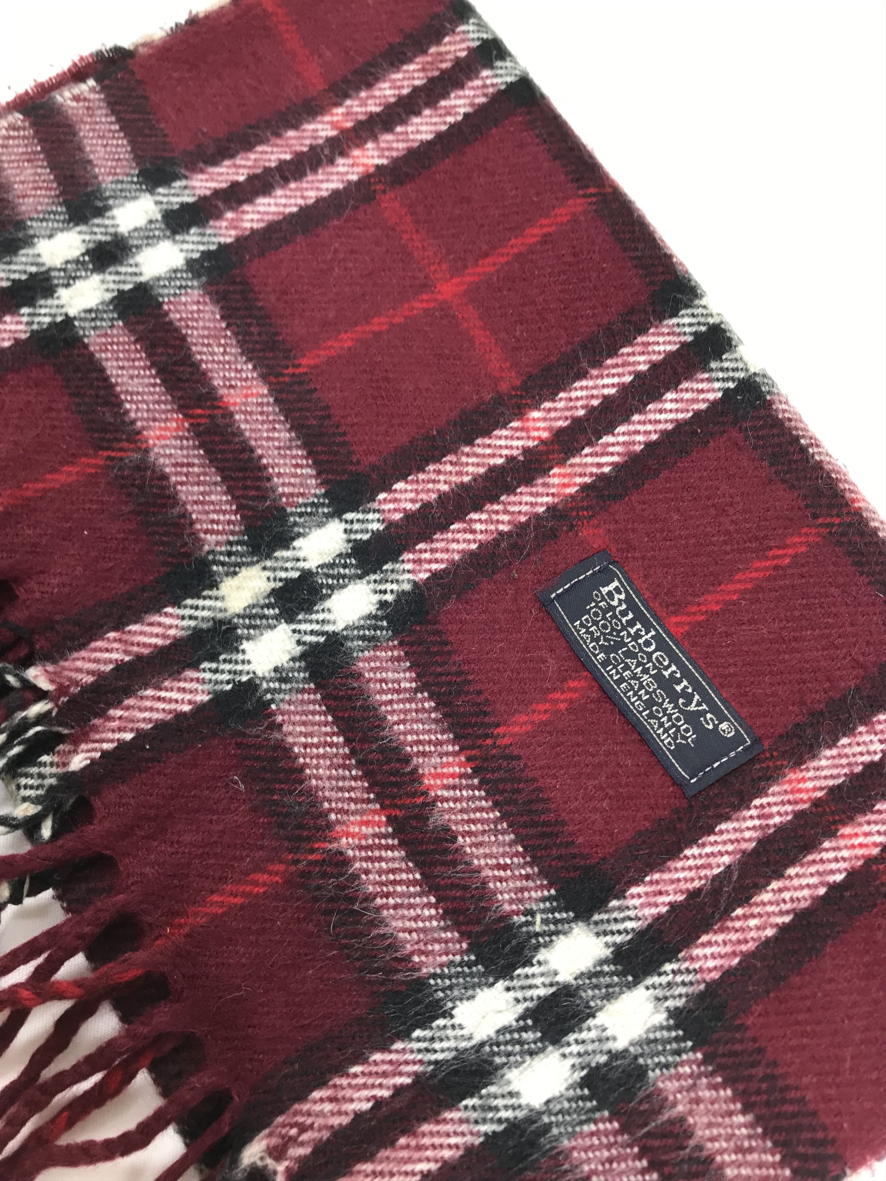 Burberry Burberry Scarf / Muffler / Neckwear Size ONE SIZE - 1 Thumbnail