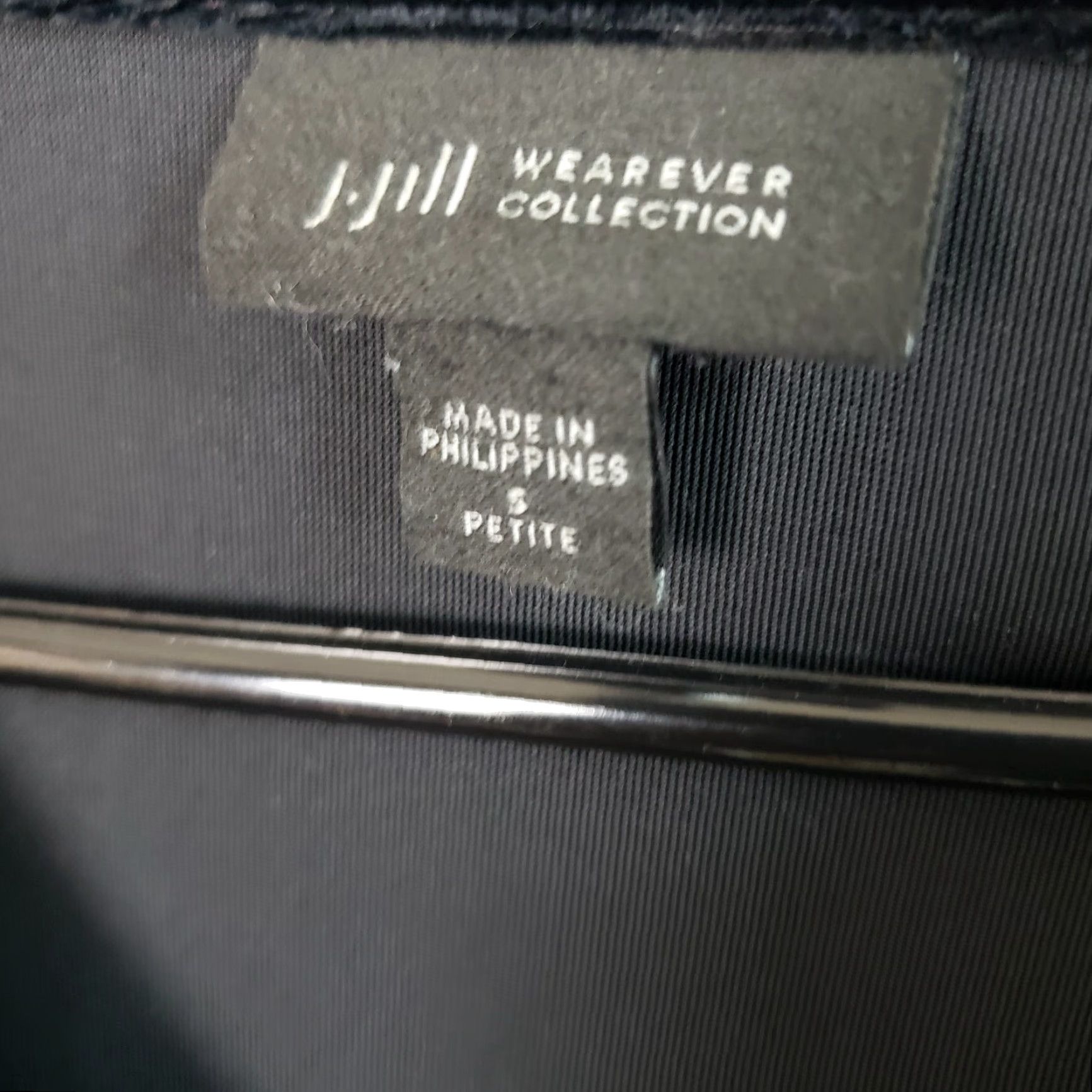 J. Jill J Jill Wearever Collection Womens Velvet Dress Sz Small Petite Black V-Neck Dress Short 3/4 Sleeve Pullover Size S / US 4 / IT 40 - 6 Thumbnail