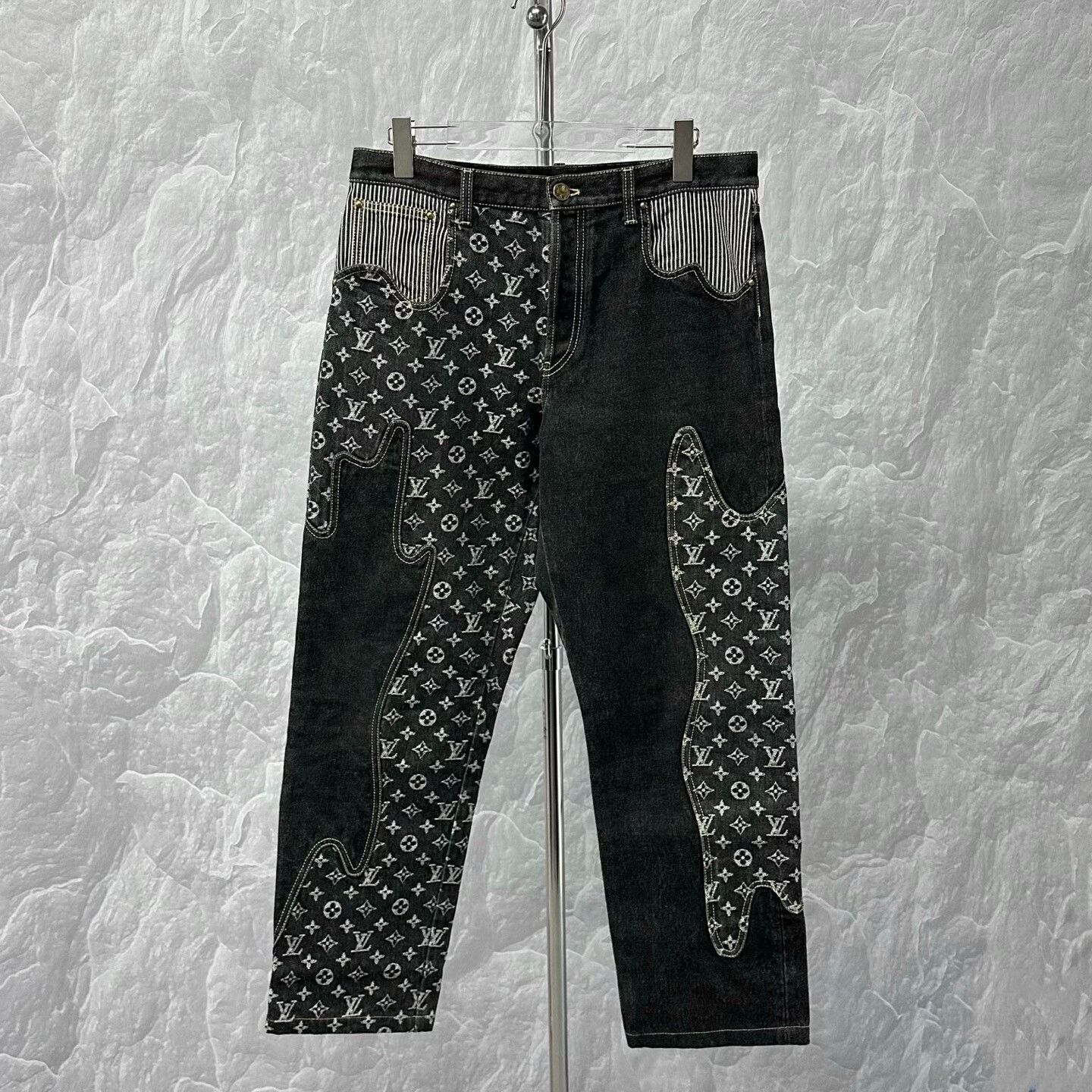 louis vuitton nigo heart denim pants 32