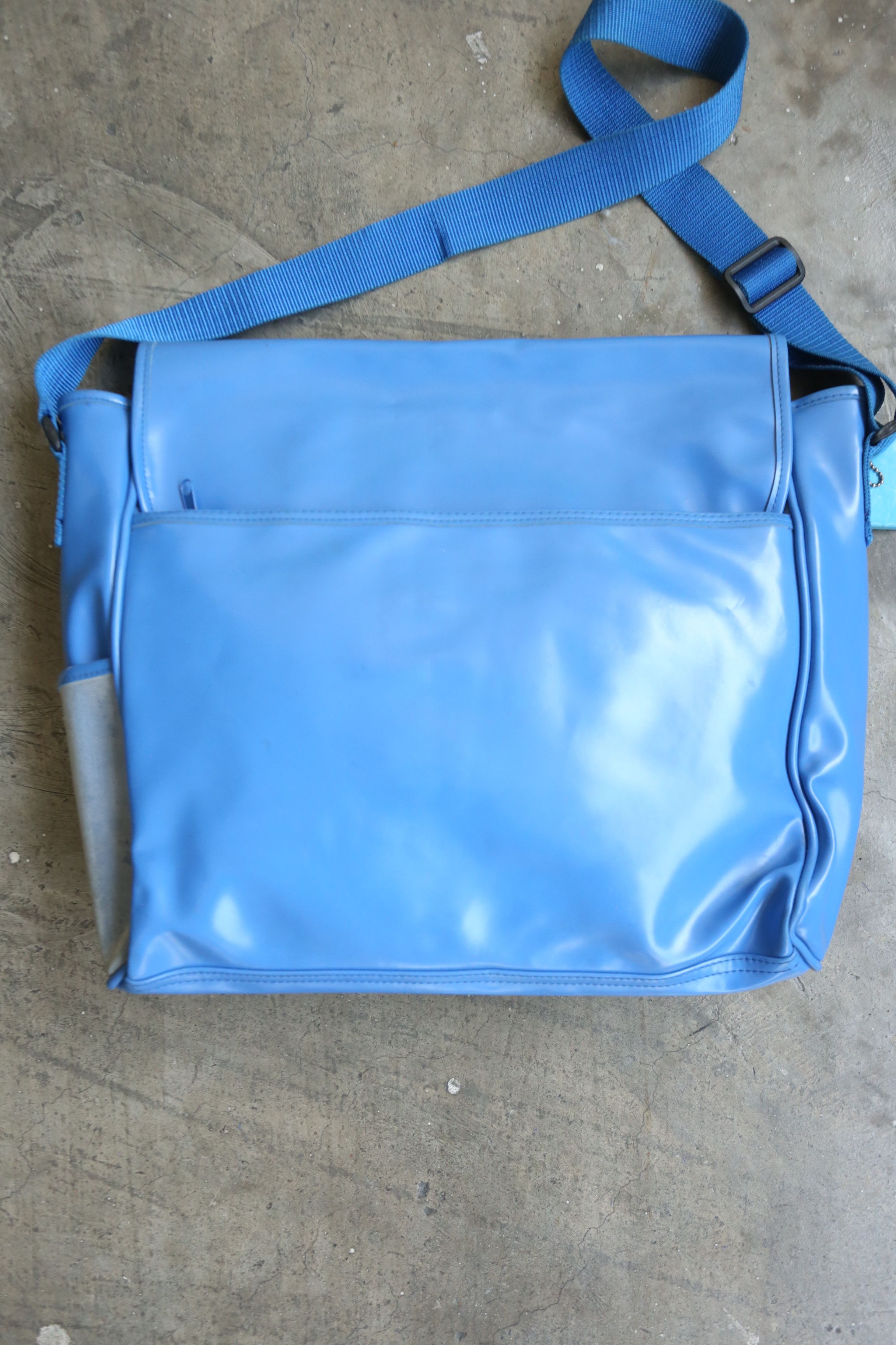 W&LT W&LT - F/W 97 - 3D Warrior Pukpuk Messenger Bag Size ONE SIZE - 2 Thumbnail