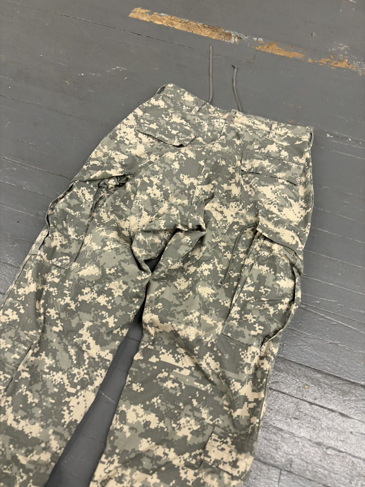 Vintage Vintage US military cargo baggy pants Size US 31 - 3 Thumbnail