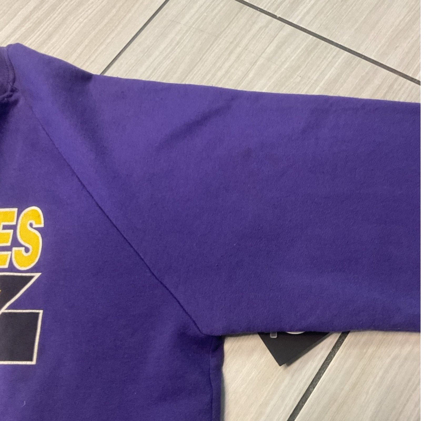 Vintage Vintage 90s Los Angeles Lakers NBA Crewneck Sweatshirt Size US L / EU 52-54 / 3 - 10 Thumbnail